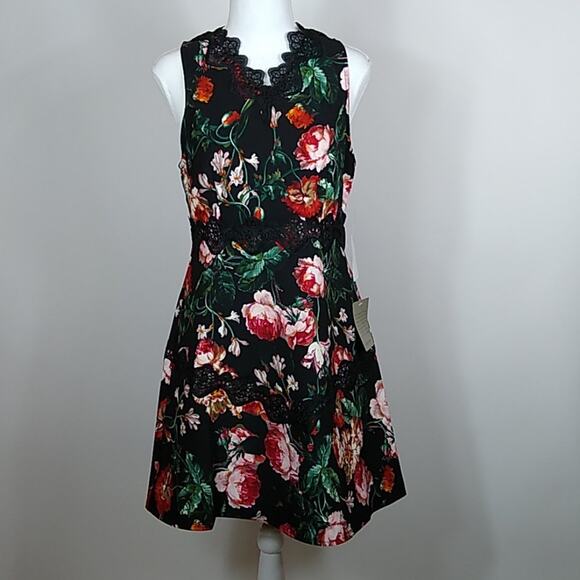 Chelsea28 Black Foxie Floral Fit & Flare Dress - Picture 3 of 10